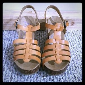 Blowfish Wedges Size 7.5